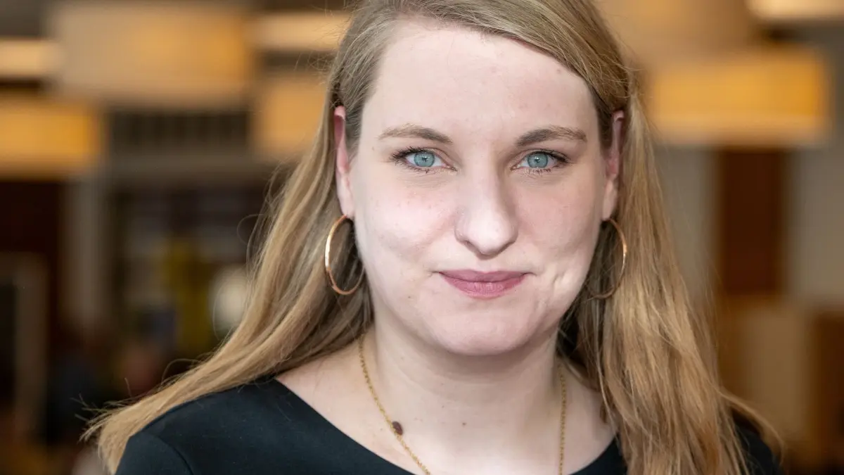Isabell Vandre, Kandidatin auf Platz drei auf der Landesliste für die kommende Landtagswahl, aufgenommen beim Landesparteitag der Linken. Die Linke in Brandenburg stellt an diesem Samstag ihre Landesliste für die Landtagswahl im September auf.