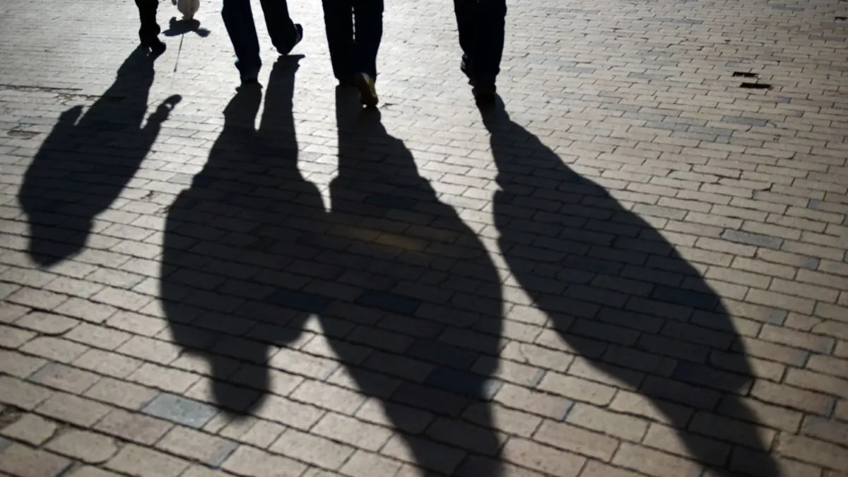 Meine, deine, unsere Kinder: Familienverhältnisse sind heute oft komplizierter als früher. Die Politik muss versuchen, Schritt zu halten.
ARCHIV - Erbfälle in Patchworkfamilien sollten geregelt werden. Denn die gesetzliche Erbfolge greift hier nicht. Foto: Stefan Sauer/dpa-Zentralbild/dpa-mag - Honorarfrei nur für Bezieher des Dienstes dpa-Magazin +++ dpa-Magazin +++