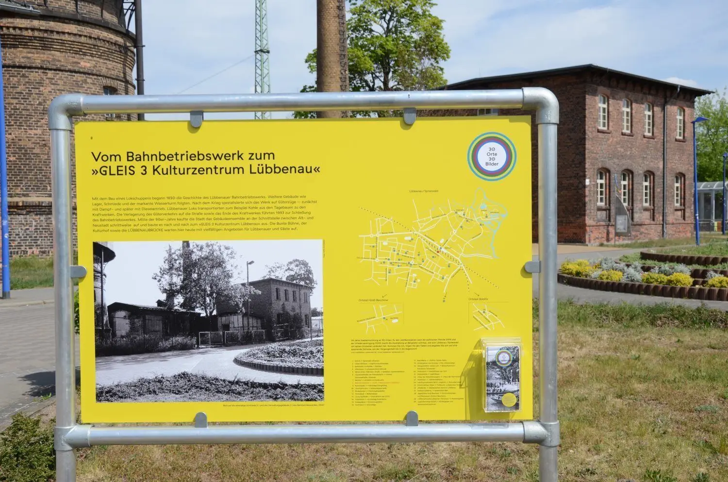Auch an die Eisenbahner-Tradition der Stadt erinnert die Ausstellung.