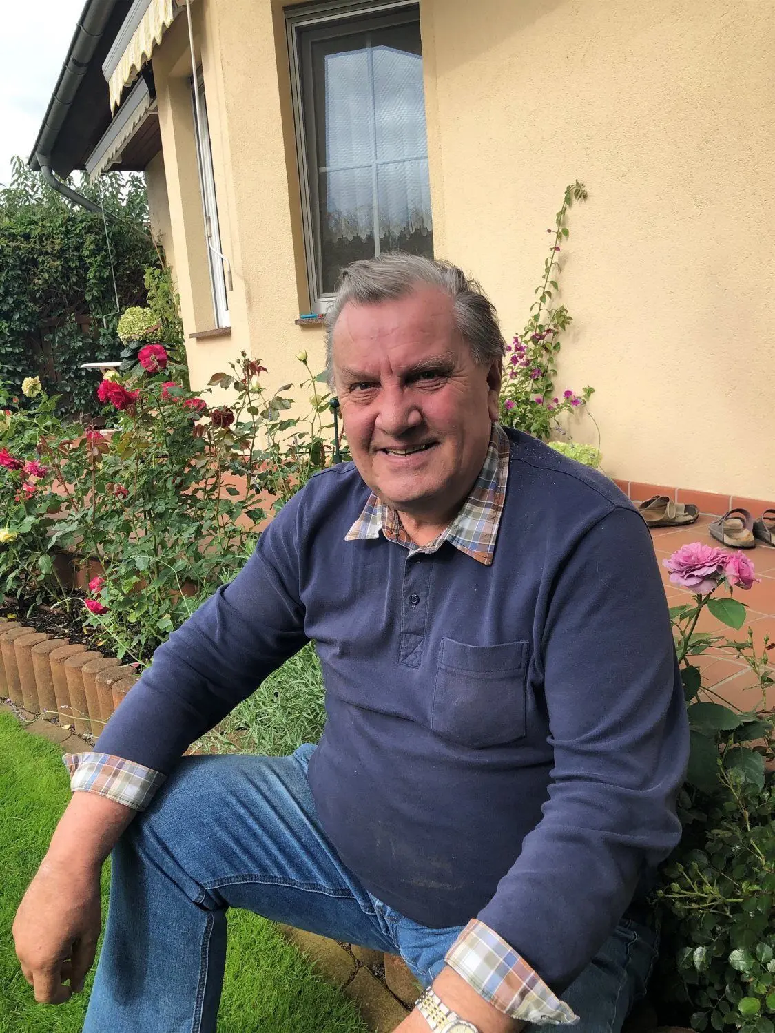 Karl-Heinz Kretschmer (71), 1990 für wenige Monate der Regierungsbevollmächtigte für den Bezirk Cottbus, am 1. September 2020 vor seinem Haus in Cottbus-Schmellwitz.