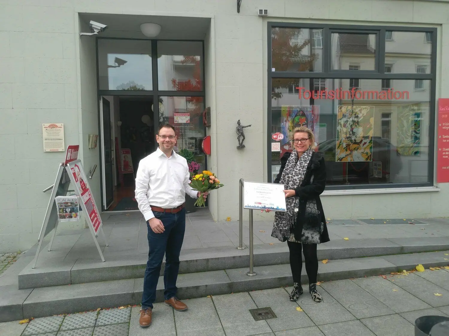 Einen IHK-Anerkennungspreis für die Marketingkampagne der WBC wurde 2020 an Marion Goyn überreicht. Goyn ist in Calau sehr umtriebig im Bereich Stadtmarketing.