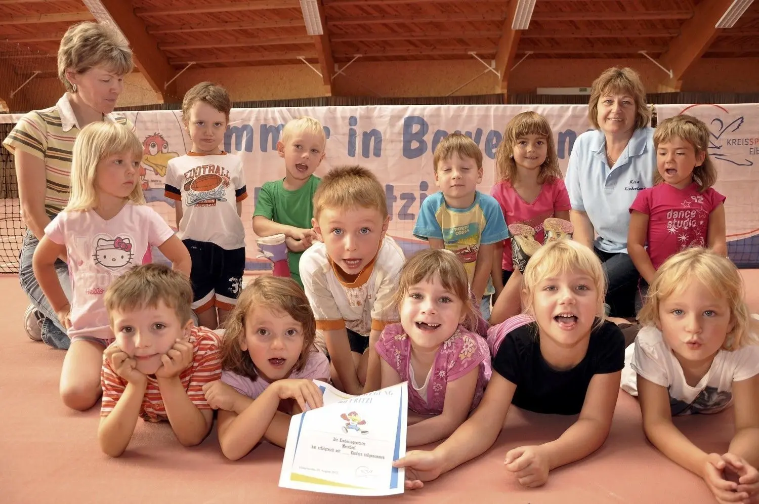 Aus den Steppkes der Kindertagesstätte „Kinderland“ aus Merzdorf sind inzwischen Jugendliche geworden. Das Kinderprojekt in der Tennishalle Elsterwerda gibt es immer noch.