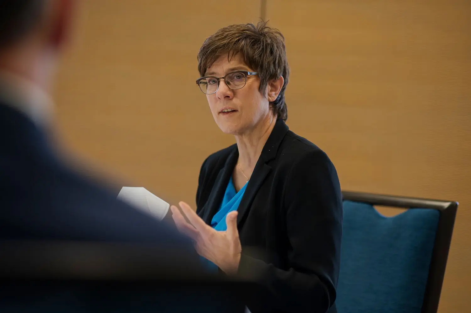 Annegret Kramp-Karrenbauer (CDU), Bundesministerin der Verteidigung spricht von Vertrauen, wenn es um den Strukturwandel geht.