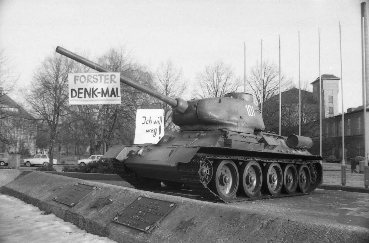 Demonstration zum Tag der Menschenrechte am 10 Dezember 1989 in Forst.
