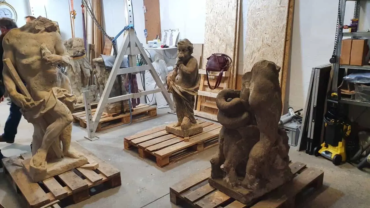 Die Figuren aus dem Kromlauer Park sind nach Dresden umgezogen, wo sie nun konserviert werden.