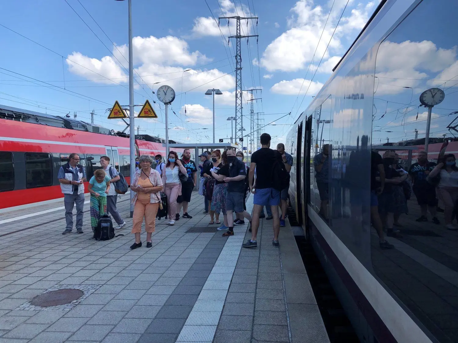 Ankunft in Senftenberg: Nach 80 Minuten Fahrzeit erreicht die Seenlandbahn ihre Endstation.