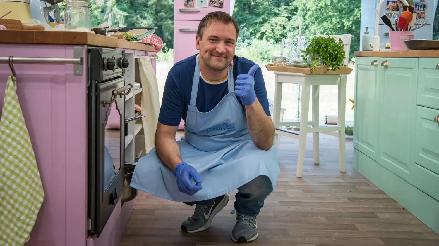 Steve Hauptvogel aus Hohenleipisch drücken immer mehr Fans von "Das große Backen" die Daumen. "Ich bekomme zahlreiche Wünsche auf verschiedenen Kanälen, unter anderem bei Instagram", sagt er.