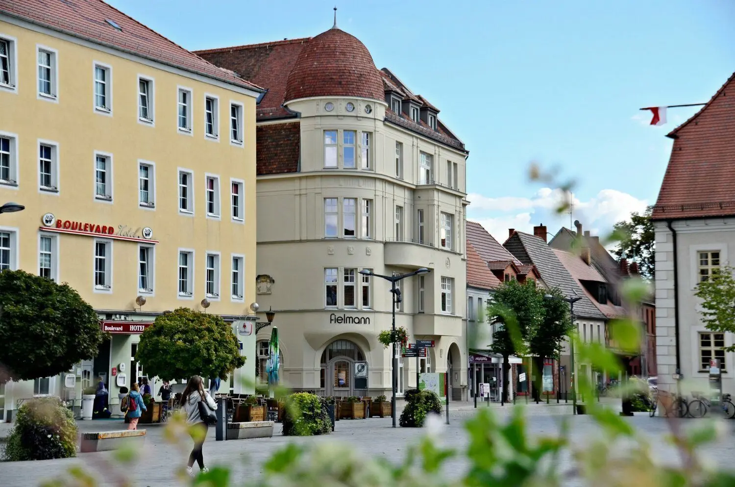 Für das aufwändig sanierte Wohn- und Geschäftshaus Markt 33 in Finsterwalde steht der nächste Mieter fest.