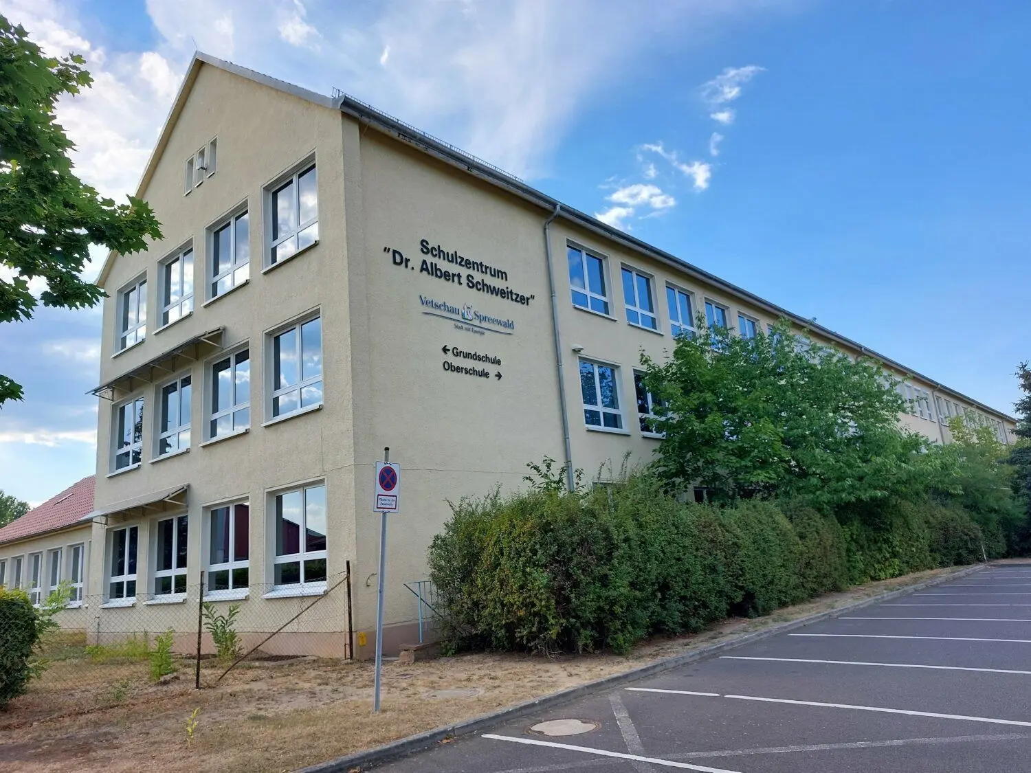 Das Vetschauer Schulzentrum gerät erneut in die Schlagzeilen. Wieder werden Beschädigungen zur Anzeige gebracht.