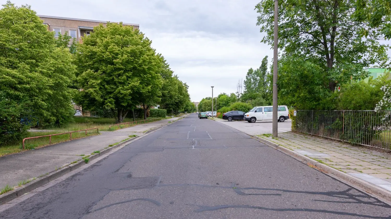 In dieser Straße in Cottbus-Sachsendorf soll die Messerattacke auf einen 27-Jährigen stattgefunden haben.