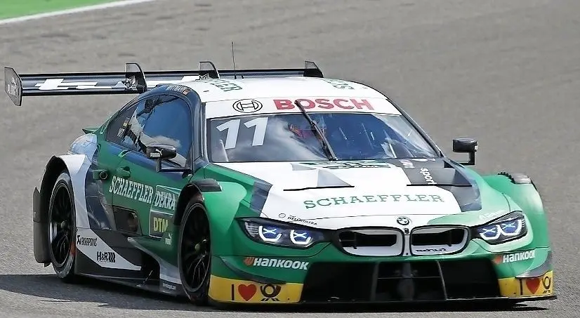 Kann der BMW-Fahrer die beiden enteilten Audis am Wochenende in Klettwitz noch einmal einholen mit seinem DTM-Wagen? ⇥