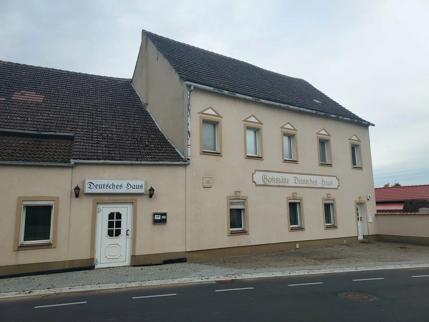 Viele Gaststätten in den Ortsteilen halten sich nur noch schwer. Zahlreiche haben bereits dichtgemacht. Wie etwa auch das Deutsche Haus in Gießmannsdorf.