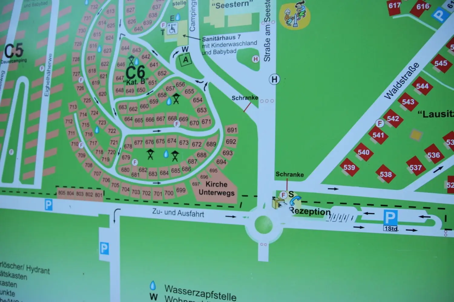 Seit fast 20 Jahren hat „Kirche unterwegs“ einen festen Standort im Familienpark Großkoschen. Selbst auf der Übersichtskarte an der Rezeption ist das Projekt verzeichnet.