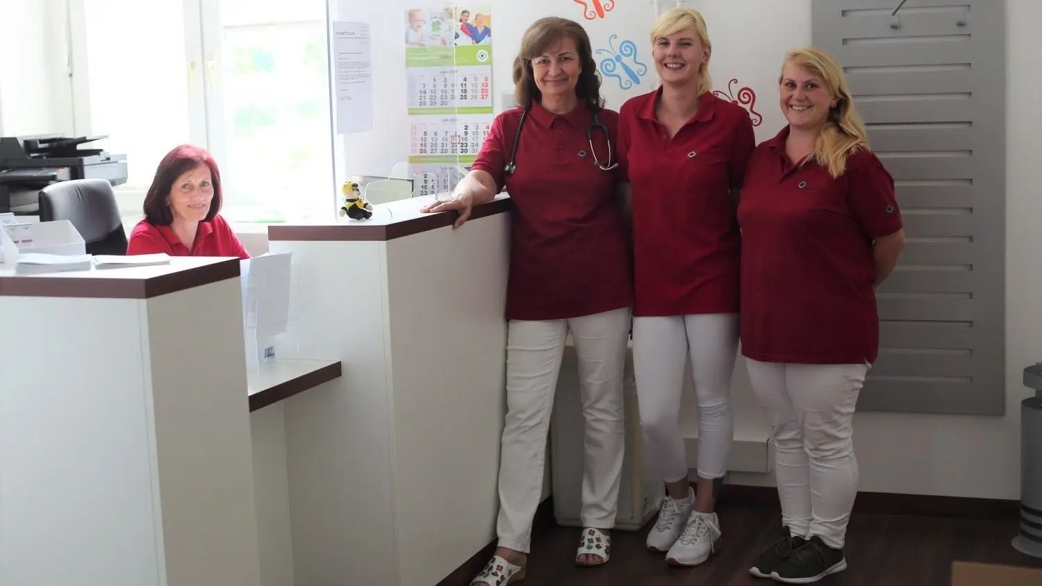 Das Team in der Forster Kinderarztpraxis: Ines Mroske, Dr. Ildiko Hollos, Schwester Jenny Schulz, Schwester Jaqueline Scheim (v.l.).