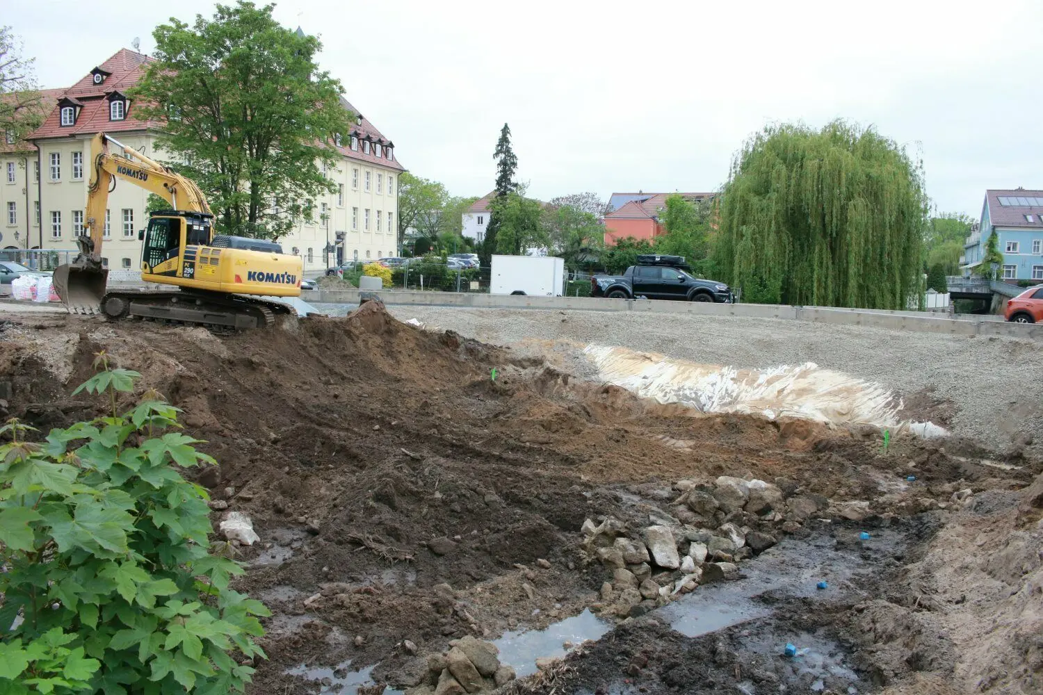 Die alte Schutzgrabenbrücke an der B87 in Lübben ist abgerissen.