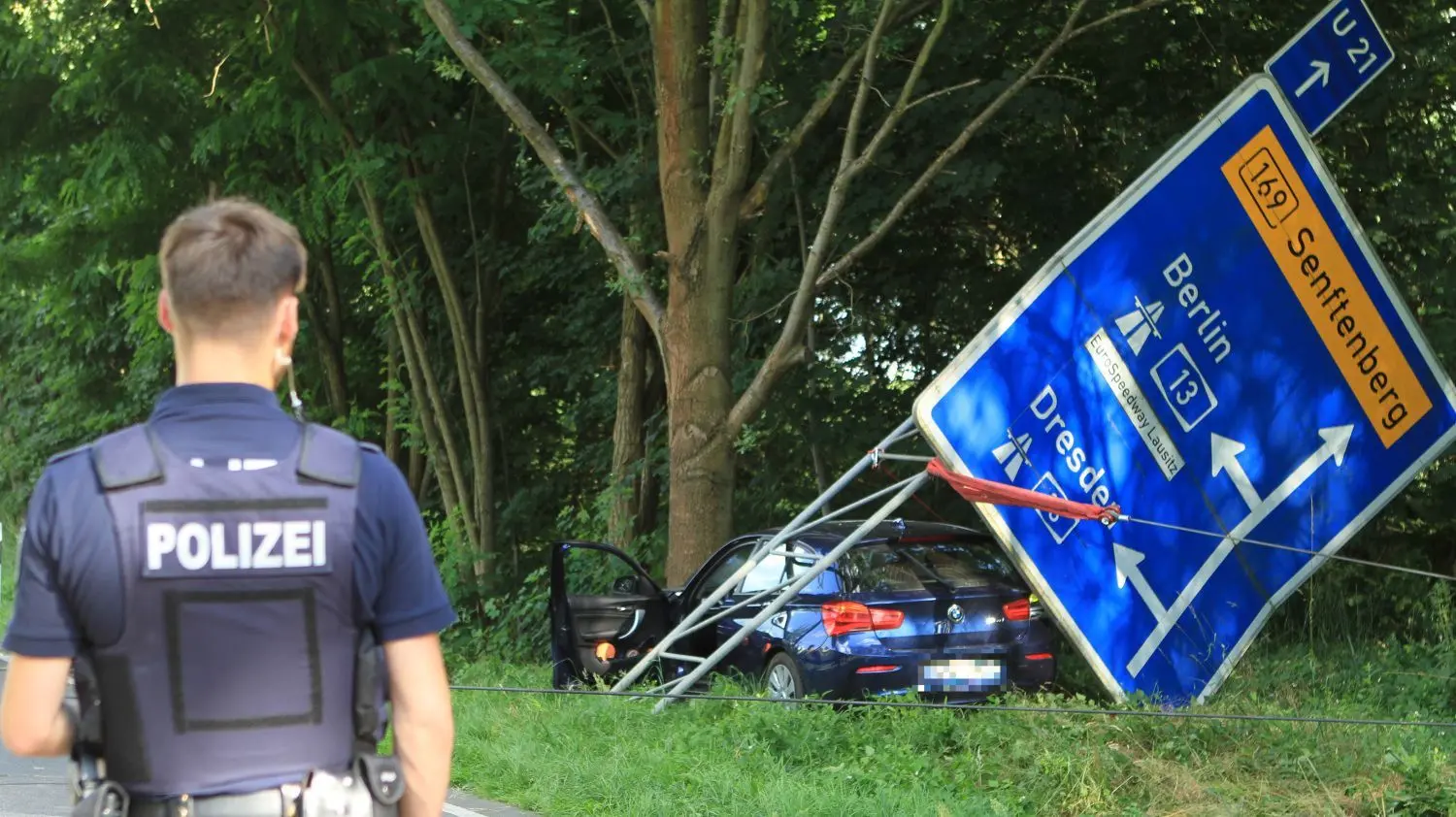 Am Mittwoch, 15. Juli, hat sich gegen 17 Uhr ein Unfall auf B169 zwischen Lauchhammer und der Autobahnauffahrt Ruhland in Fahrtrichtung Ruhland ereignet.