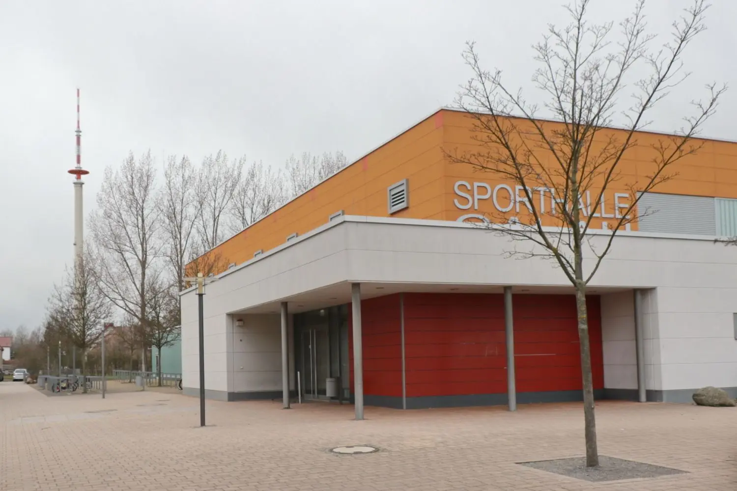 In der Calauer Sporthalle der Grund- und Oberschule könnte ein Anlaufpunkt für die Bevölkerung eingerichtet werden.