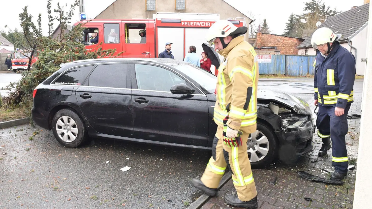 In Döllingen ist am 13. Januar 2019 der selbe Audi schon einmal in eine Hauswand gekracht.