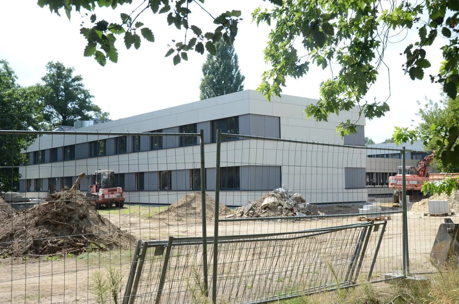 Im Herbst einzugsfertig sein soll die neue Sozialstation in der Rudolf-Breitscheid-Straße.