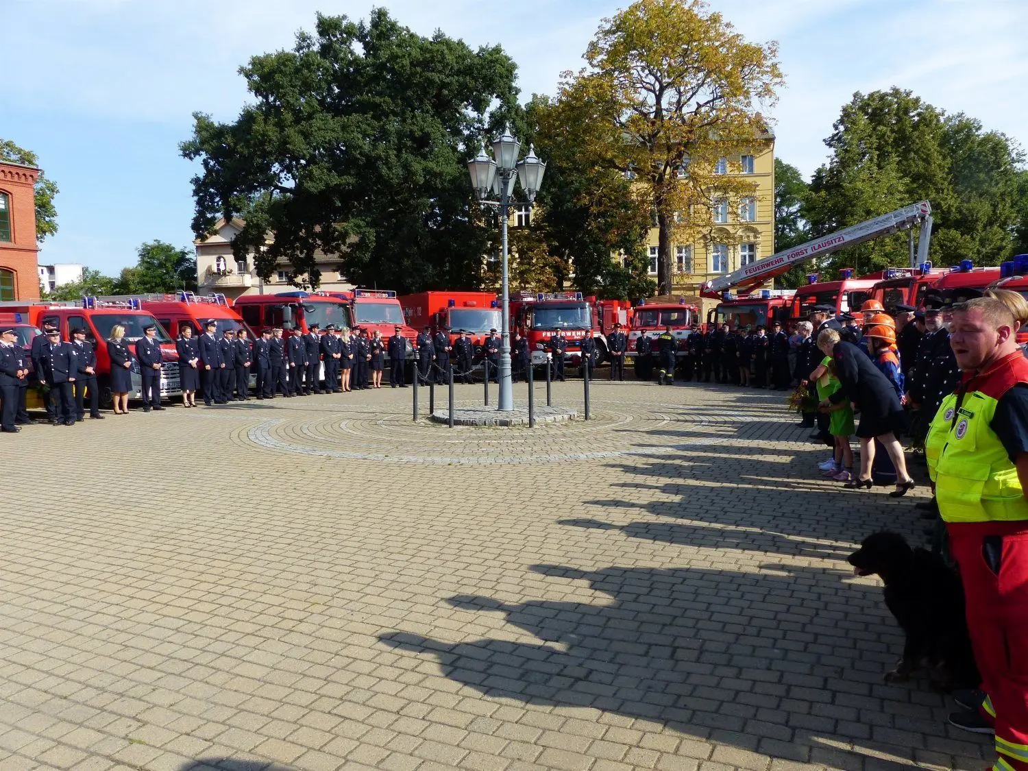 Großer Bahnhof für den Forster Feuerwehrchef Andreas Britze.