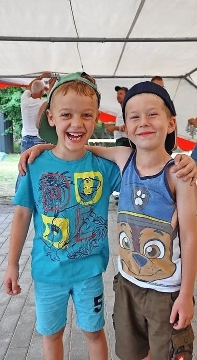 Ausgelassen: Simon Richter (r.) und Bastian Lehmann (beide 6).