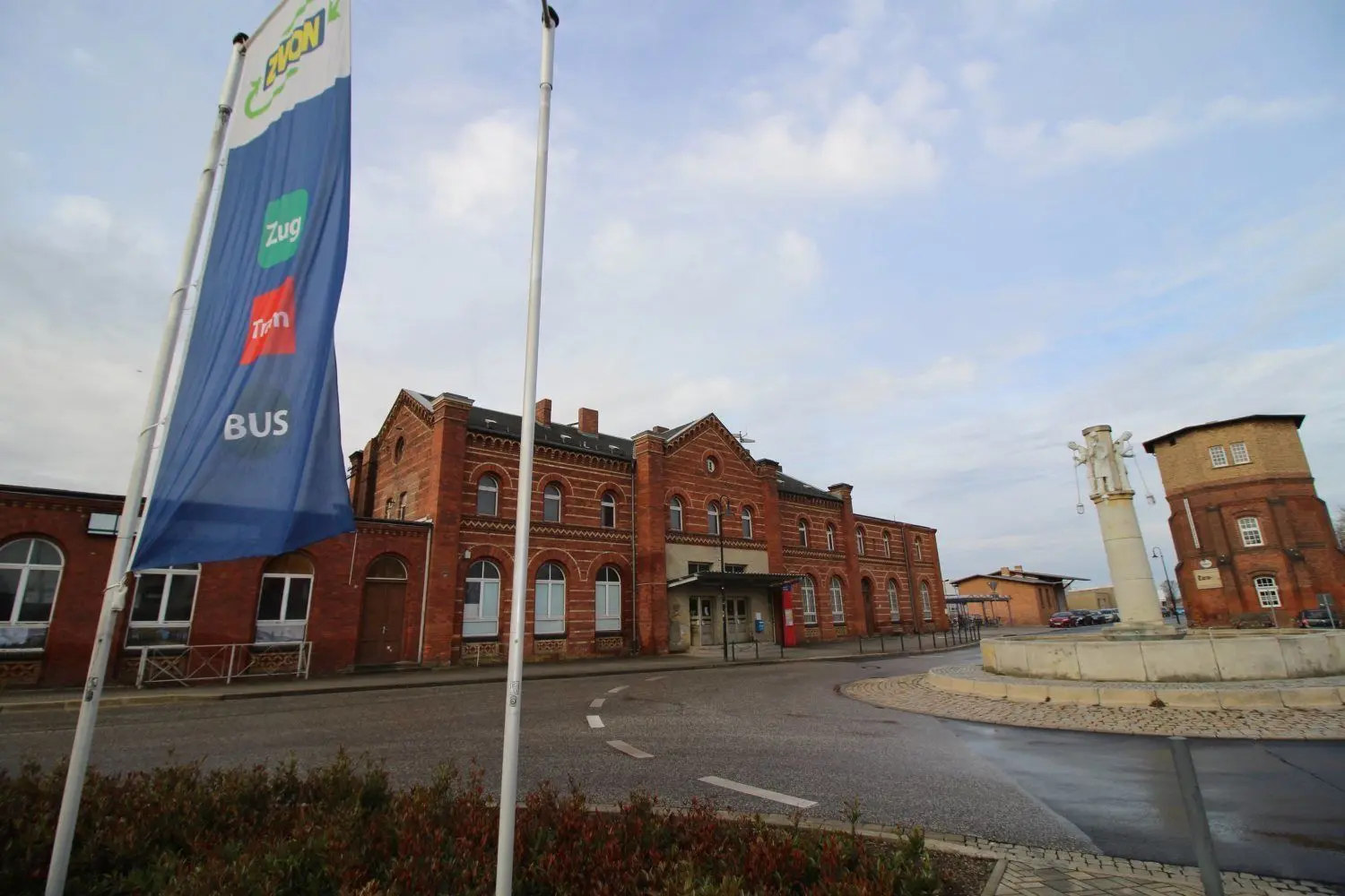 Der Bahnhof Weißwasser steht ebenfalls auf der Liste der Projekte, über die am Dienstag in Weißwasser entschieden wird.