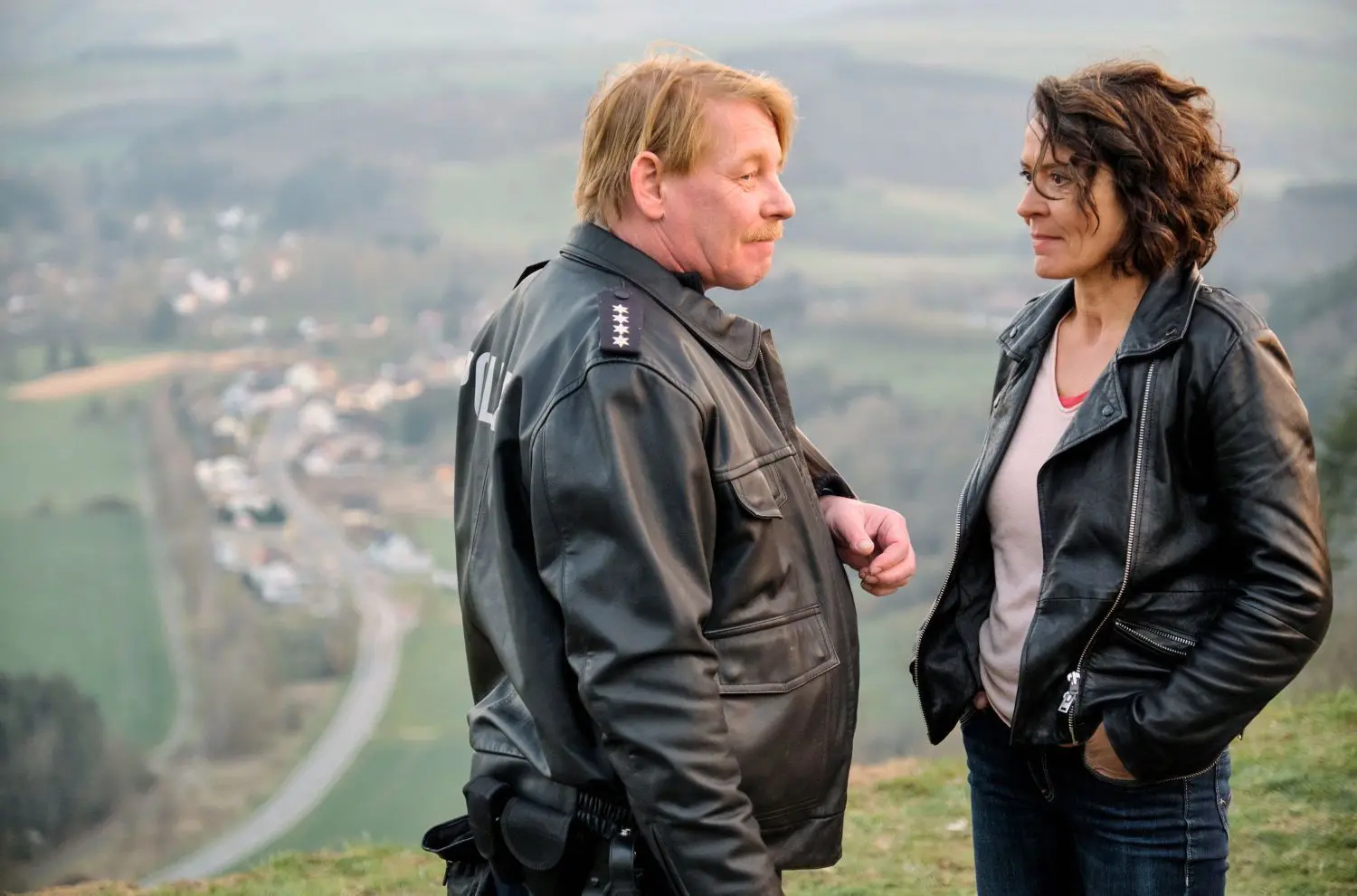 Am Tatort treffen Lena Odenthal (Ulrike Folkerts) und Stefan Tries (Ben Becker) aus Zarten wieder aufeinander.