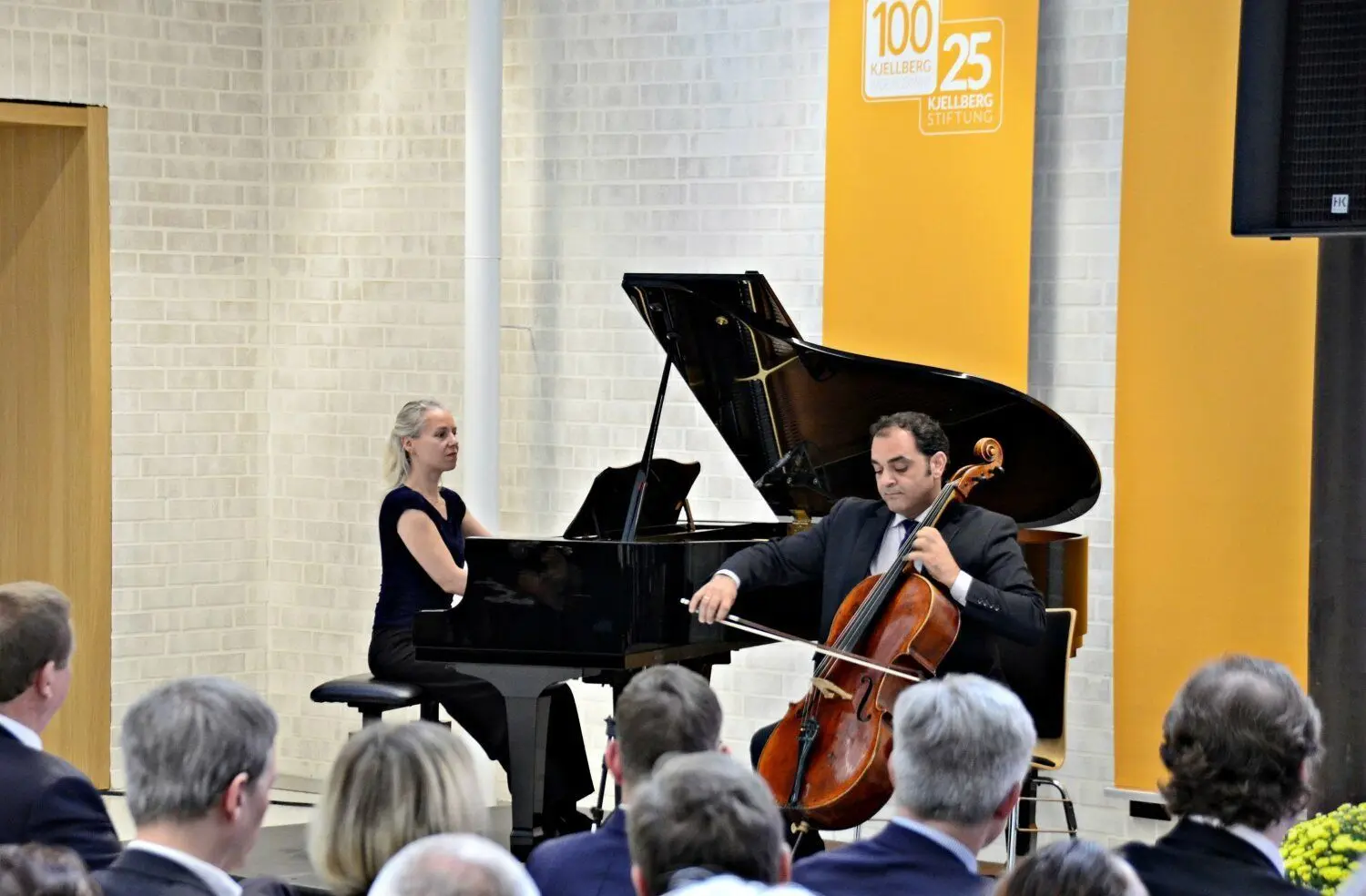 100 Jahre Kjellberg - Johanna Zmeck und Nassib Ahmadieh musizieren