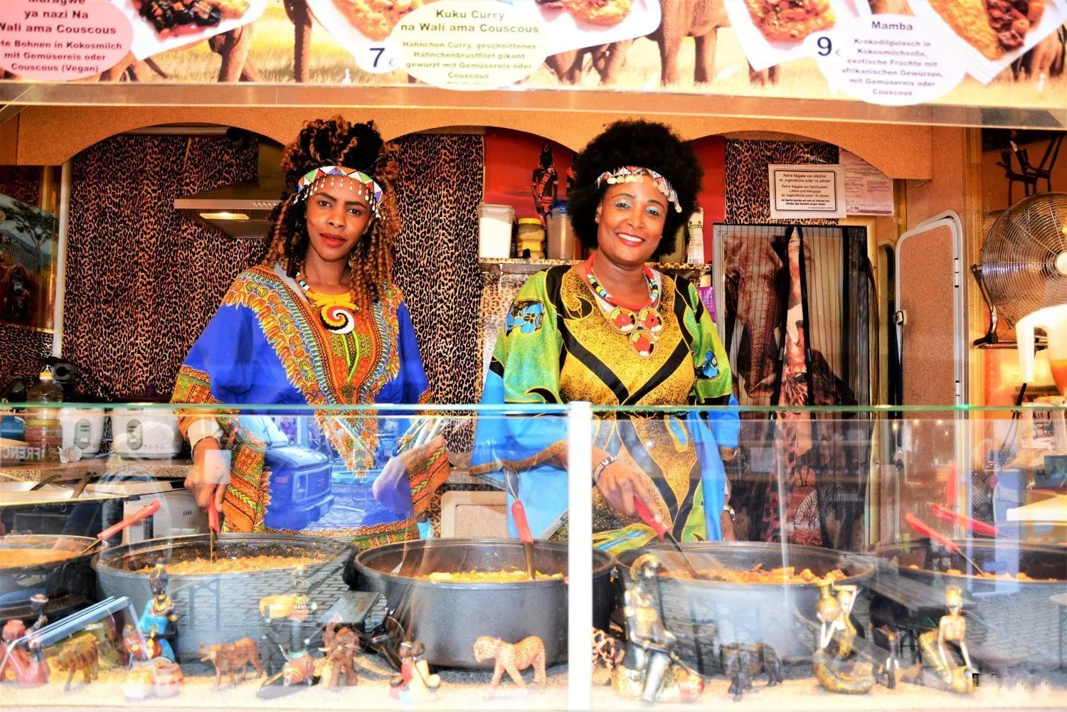 Wie auch schon 2019 wird kommenden Woche mindestens ein afrikanischer Stand auf dem Pfortenplatz in Spremberg zu Gast sein, der authentische afrikanische Küche im Angebot.