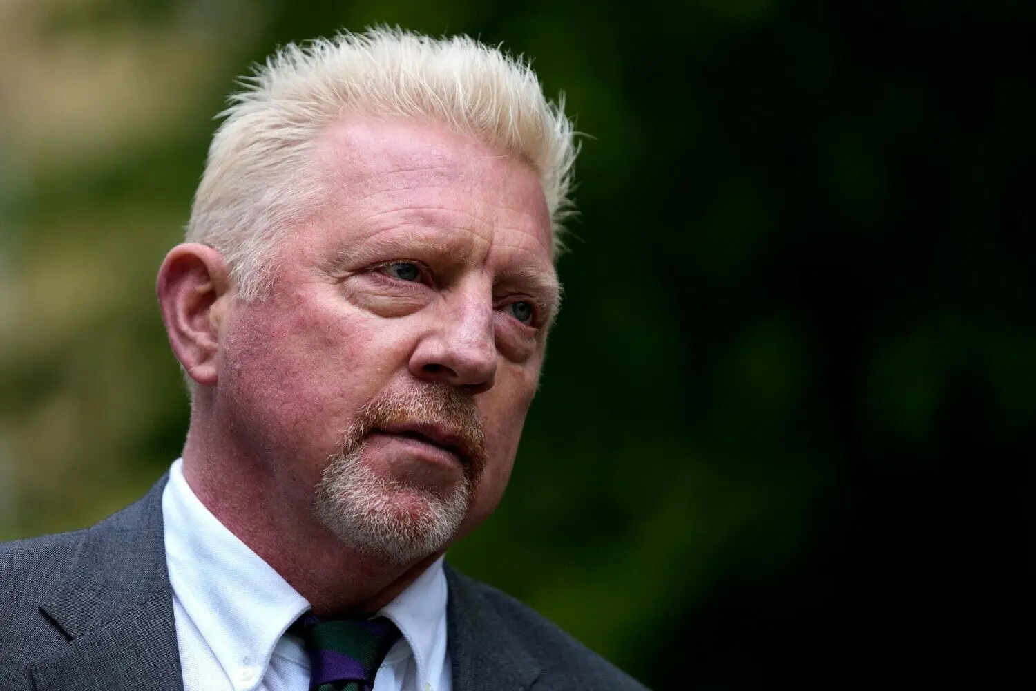 Boris Becker ist wieder auf freiem Fuß und spricht am 20.12.2022 im TV über seinen Gefängnisaufenthalt und seine Zukunft. Prozess, Frauen, Kinder - hier gibt es alle Infos zum Ex-Tennisstar im Porträt.