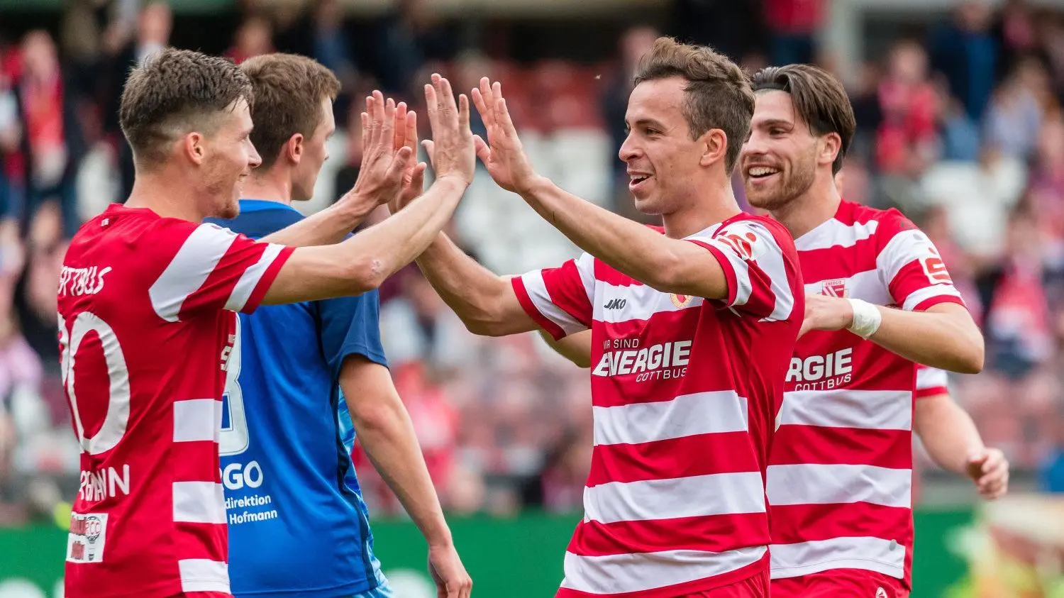 Maximilian Pronichev fühlt sich wohl bei Energie Cottbus. „Es war eine gute Entscheidung, hier her zu kommen“, sagt der Stürmer.