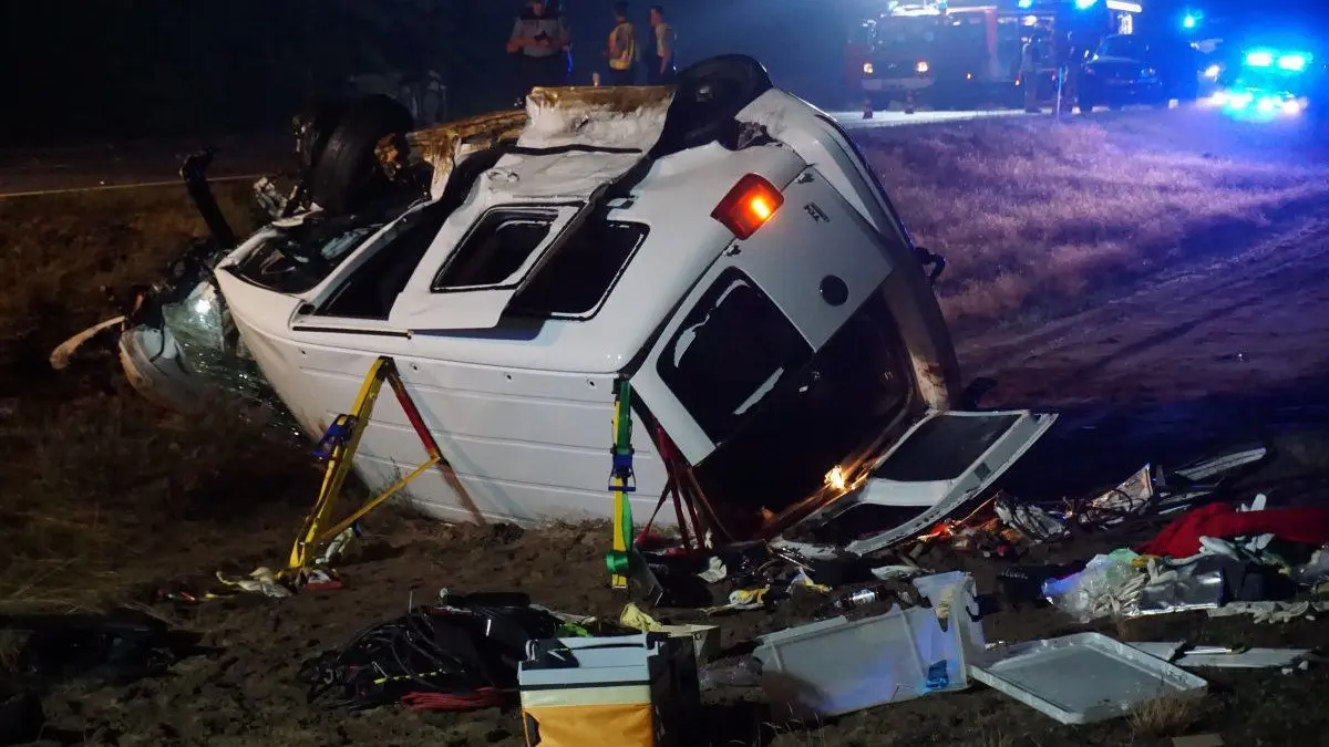 Archivfoto – In den Abendstunden vom 14.August 2020 hat es auf der B 156 zwischen Boxberg und Weißwasser einen tragischen Unfall gegeben. Ein Mann bezahlt den Crash mit dem Leben.