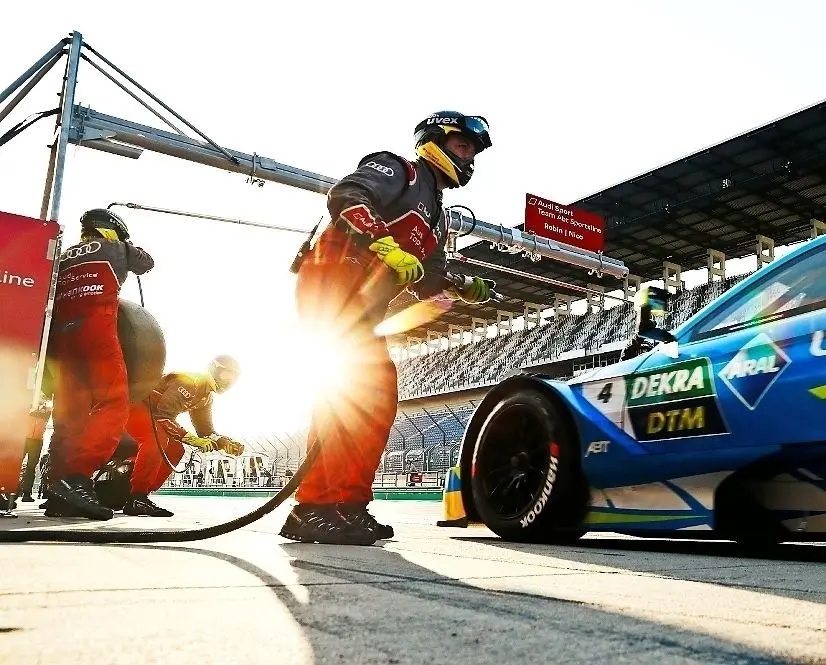 Insgesamt 3921 Testrunden spulten die DTM-Piloten auf dem Lausitzring ab. Der Niederländer Robin Frijns (Audi) fuhr die schnellste Zeit. ⇥