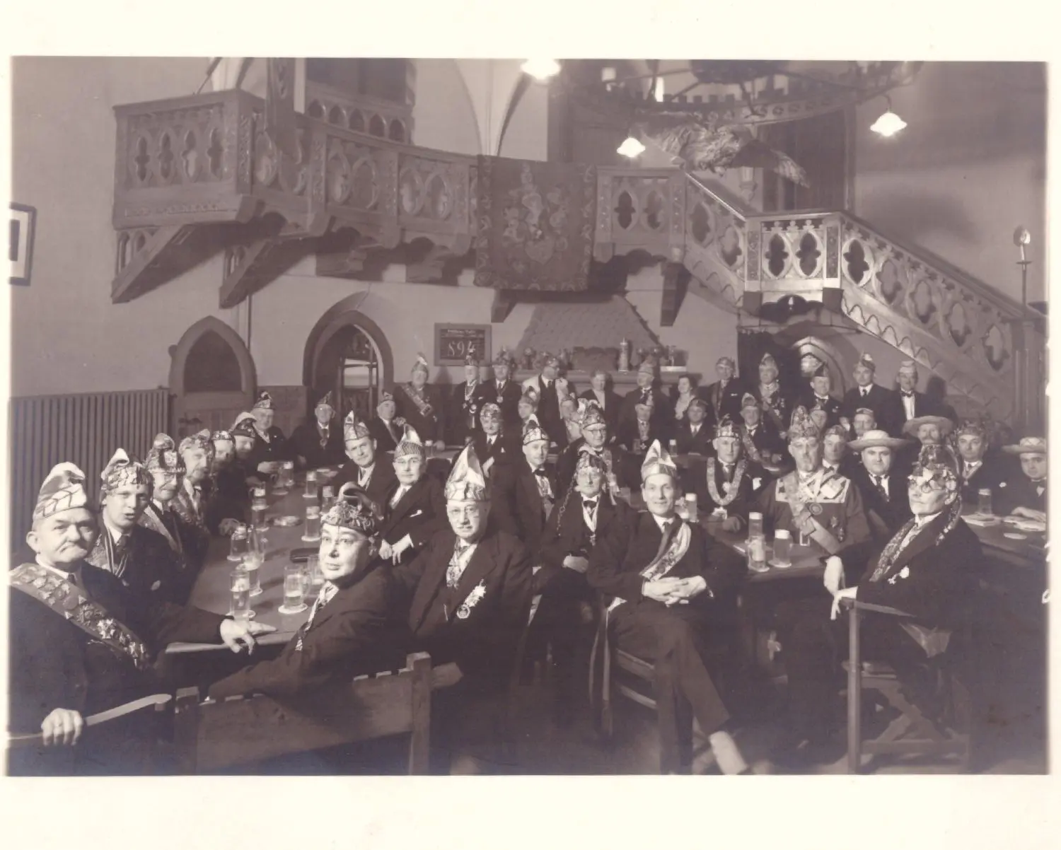 Ehrwürdig: Im Saal der Röhrscheidtbastei in Bautzen trafen sich die Schlaraffen der Budissa nach 1905 regelmäßig. Heute sind sie nur noch einmal im Jahr zu Gast.