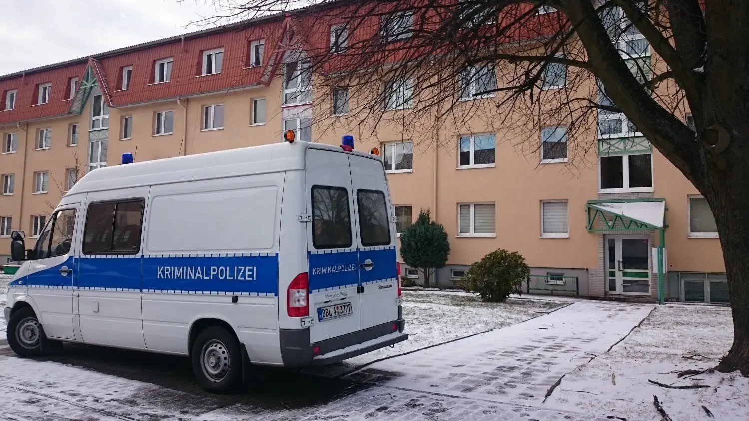Der Polizeieinsatz an der Schillerstraße sorgte für viel Gesprächsstoff in Guben.