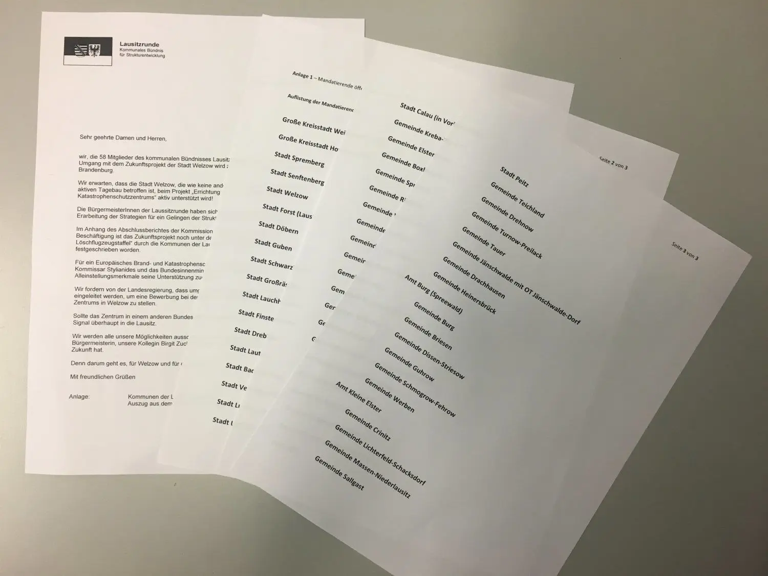 Brandbrief der Lausitzer Bürgermeister, in dem sie von der Brandenburger Landesregierung die Unterstützung für ein Brand- und Katastrophenschutzzentrum der EU in Welzow fordern.