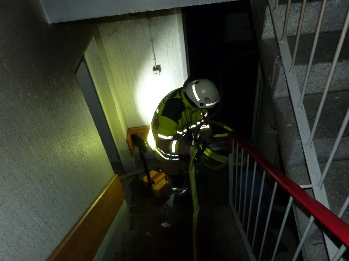 Die Cottbuser Feuerwehr war am Samstag (5. Dezember 2020) bei einem Kellerbrand in Sachsendorf im Einsatz.