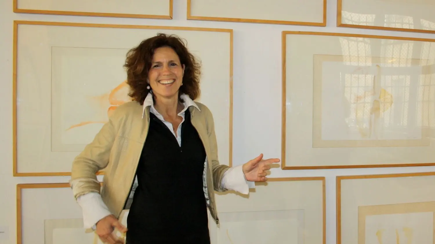Klaudia Keilholz verwandelt das Schloss Groß Schacksdorf im Sommer in ein Atelier.