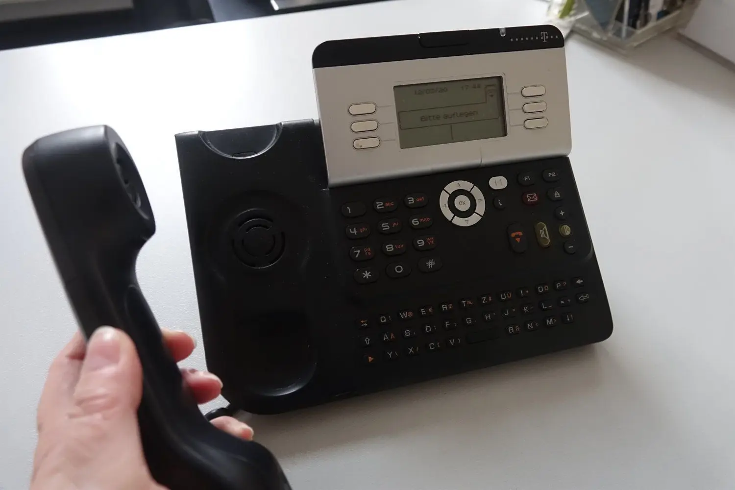 Das Bürgertelefon im Landkreis ist vor allem gefragt, wenn neue Allgemeinverfügungen erlassen werden.