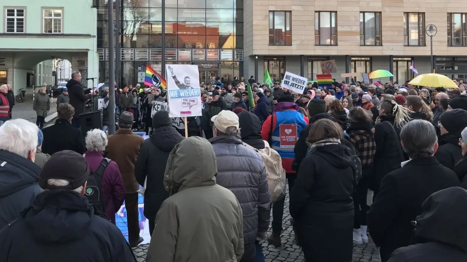 Demo in Senftenberg: Warum sich ein Ex-Berliner fast mit AfD-Leuten in