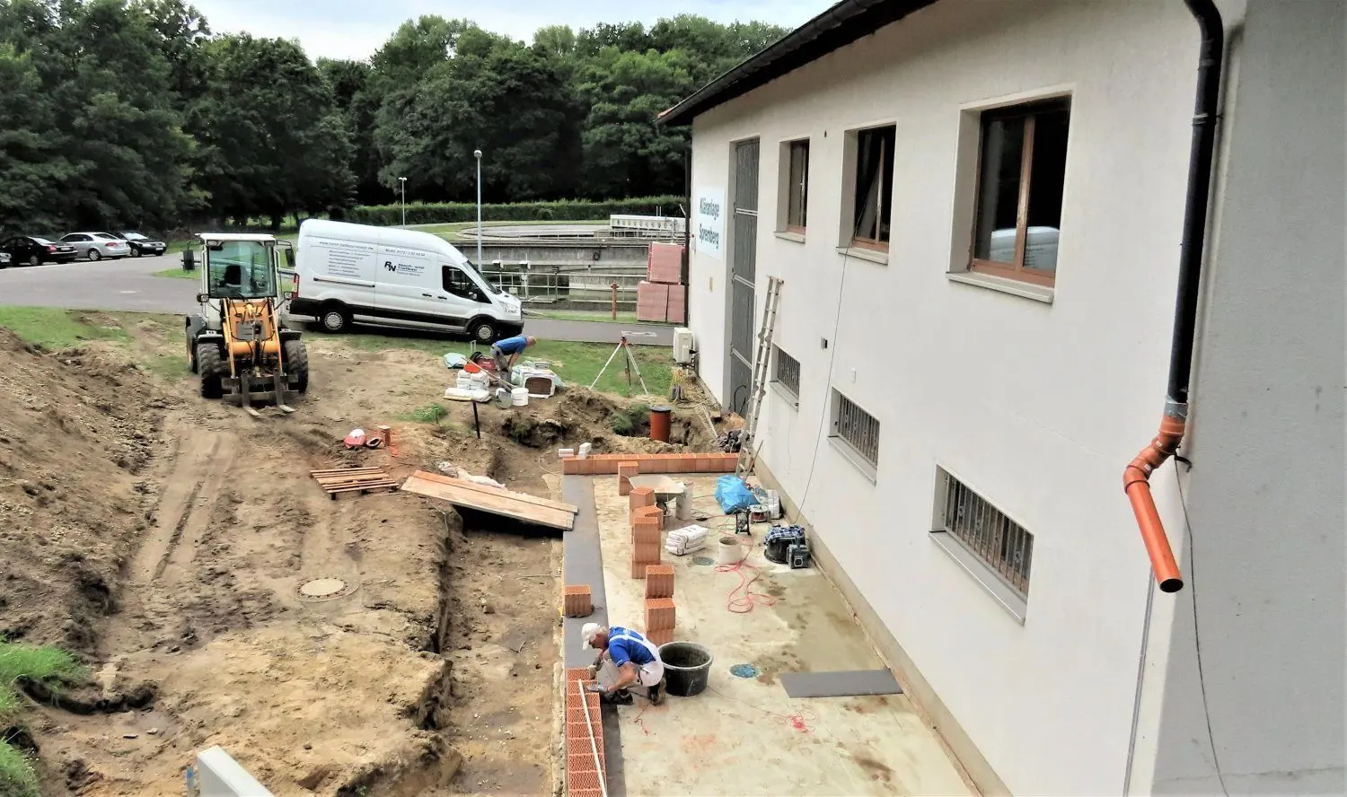 Am Klärwerk in Spremberg wird für drei neue Kraftfahrer der Sozialtrakt ausgebaut.