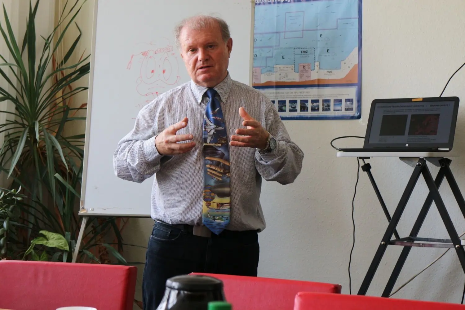 Grünen-Chefin Annalena Baerbock (l.) hat sich am Dienstag von Bürgermeisterin Birgit Zuchold über die Pläne informieren lassen. ⇥