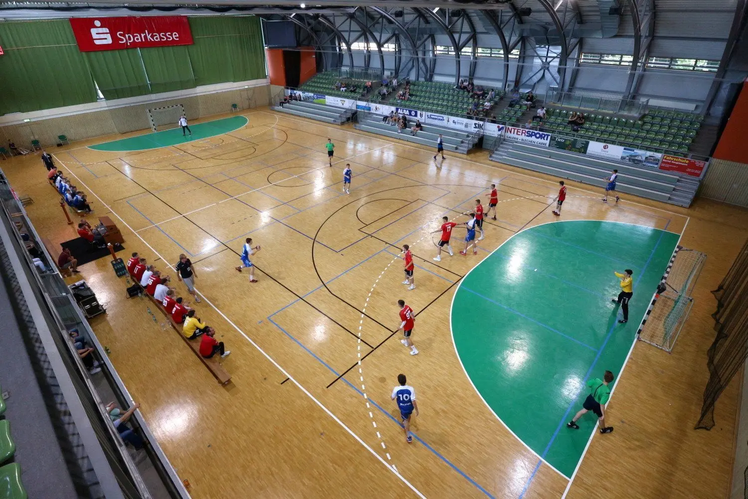 Trainiert dort wo zuletzt noch das Qualifikationsturnier zur Junioren-Bundesliga stattgefunden hat bald die Handball-Nationalmannschaft von Bahrain?