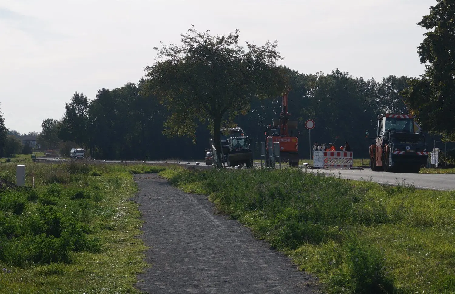 Die Sanierung der B96 zwischen Gießmannsdorf und Wierigsdorf kommt gut voran. Bis Mitte November soll der erste bauschnitt fertiggestellt werden.