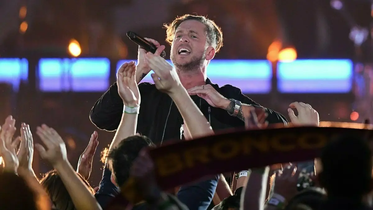 Ryan Tedder, Sänger und Frontmann der US-Band OneRepublic.
Ryan Tedder, Sänger und Frontmann der US-Band «OneRepublic» tritt vor Beginn des NRL (National Rugby League) Grand Final 2019 auf. +++ dpa-Bildfunk +++