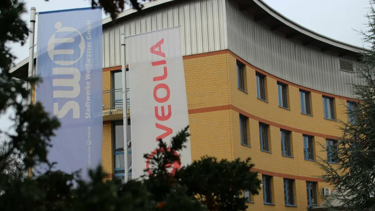 An den Stadtwerken Weißwasser (SWW) hält der Konzern Veolia mit 74,9 Prozent die Mehrheit der Anteile. Die Stadt hält 25,1 Prozent der Anteile.
Die Stadtwerke Weißwasser stehen nun vor größeren Herausforderungen.