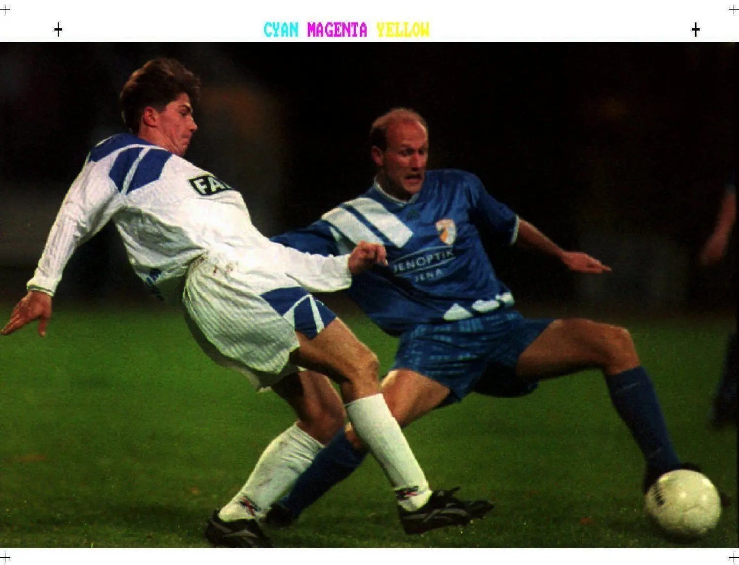 Brian Bliss (rechts) spielte nur wenige Monate nach der Wende für Energie Cottbus. Beim FC Carl Zeiss Jena verbrachte er die längste Zeit, ehe er zurück in die USA ging.