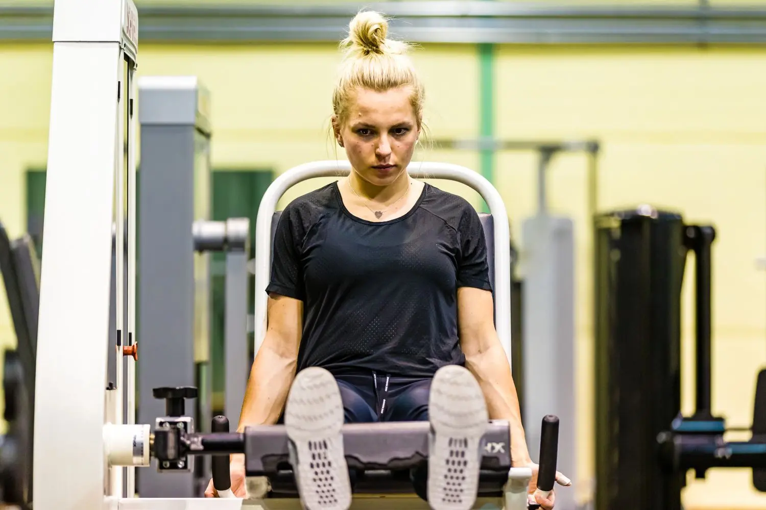 Emma Hinze lebt und trainiert in Cottbus. Sie fährt für das Track Team Brandenburg.
