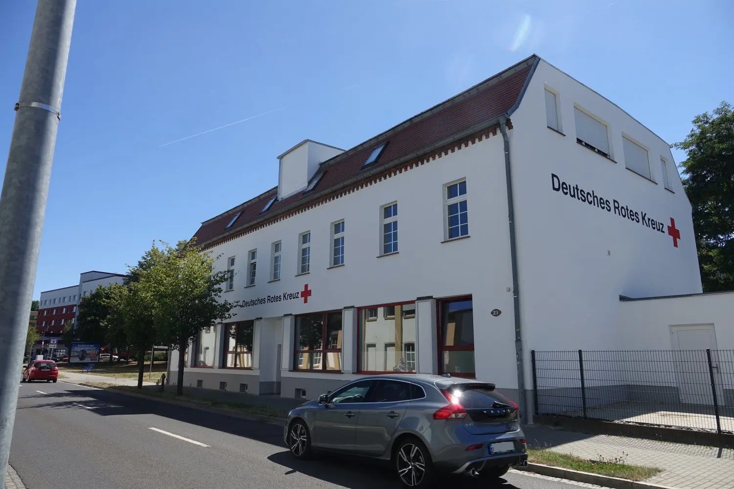 Das DRK bietet Corona-Schnell-Tests an der Berliner Straße 23 in Weißwasser.