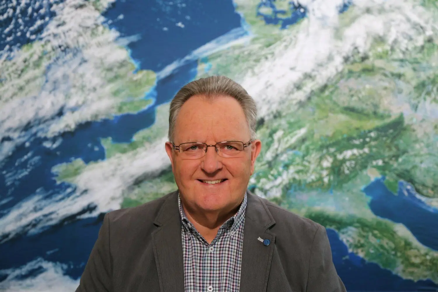 Andreas Friedrich, Meteorologe und Tornado-Beauftragter beim Deutschen Wetterdienst, kennt die Schwächen der Wetter-Apps. Er weiß aber auch, dass die Sommer in der Lausitz immer trockener werden. Eine Folge des Klimawandels.